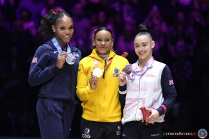 podium wag aa ph simone ferraro sfa01915 copia